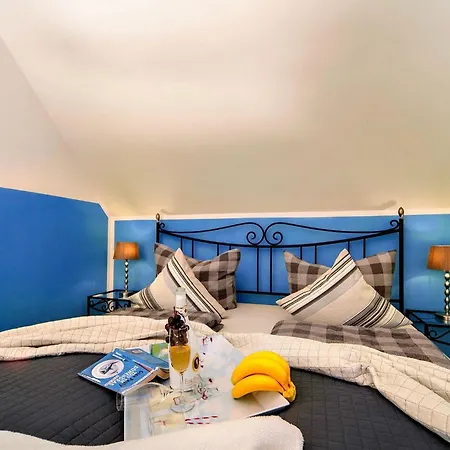 Hébergement de vacances Ferienhaus-lieblingsplatz-by-seeblick-ferien-oro-direkte-wasserlage-sauna