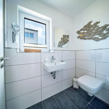Ferienhaus-lieblingsplatz-by-seeblick-ferien-oro-direkte-wasserlage-sauna Hébergement de vacances Olpenitz