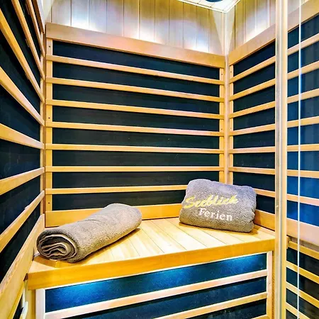 Ferienhaus-lieblingsplatz-by-seeblick-ferien-oro-direkte-wasserlage-sauna بيت للعطل أوبلينتيز